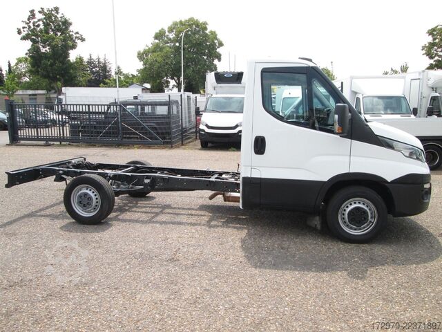 Bestelwagenchassis IVECO 35 S12 *Fahrgestell*Euro6*