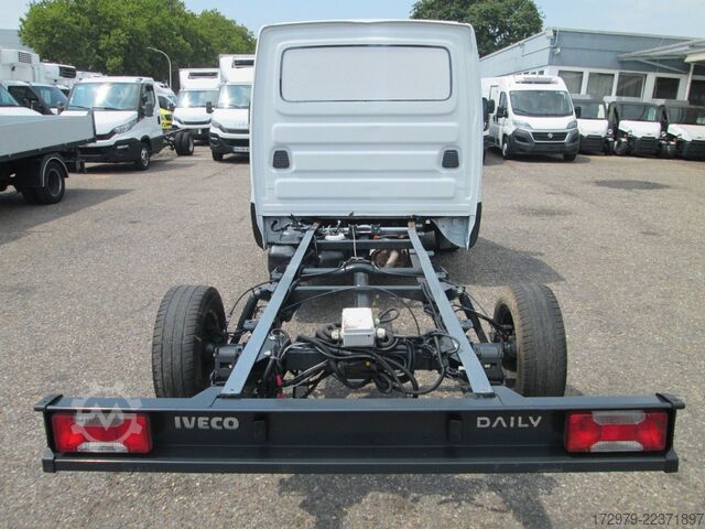 Bestelwagenchassis IVECO 35 S12 *Fahrgestell*Euro6*