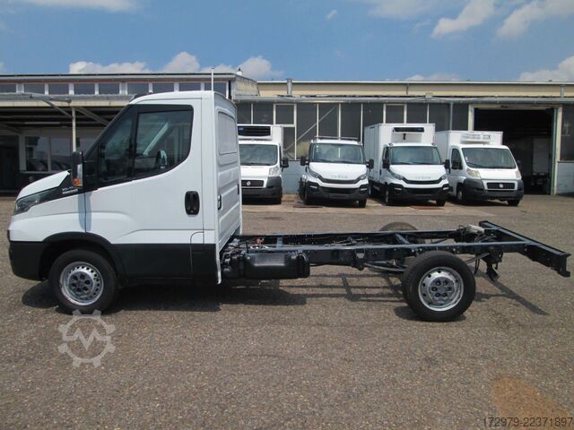 Bestelwagenchassis IVECO 35 S12 *Fahrgestell*Euro6*