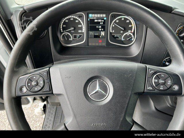 Customized van MERCEDES-BENZ Atego 823 L Koffer 7,30m* LBW 1to*Klima*Alu*TOP