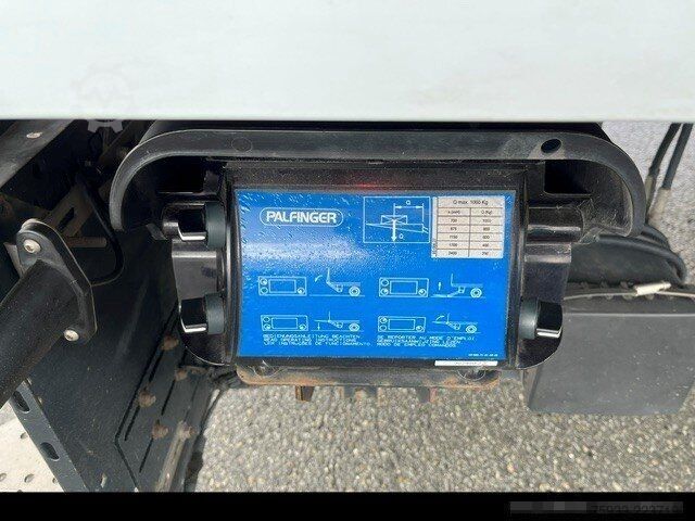 Customized van MERCEDES-BENZ Atego 823 L Koffer 7,30m* LBW 1to*Klima*Alu*TOP