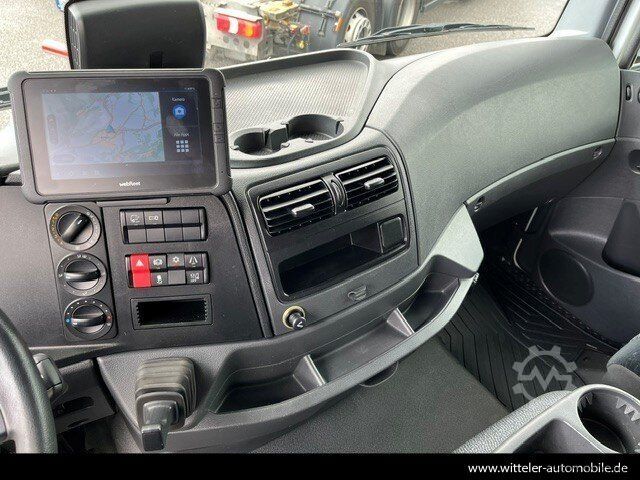 Sasis van MERCEDES-BENZ Atego 823 L Koffer 7,30m* LBW 1to*Klima*Alu*TOP