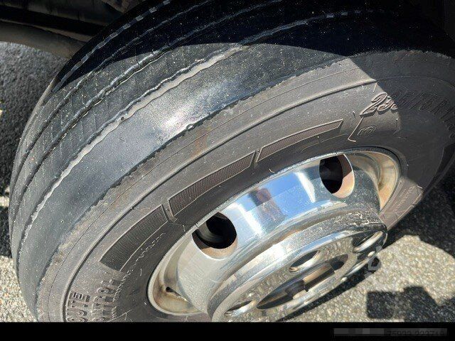 Sasis van MERCEDES-BENZ Atego 823 L Koffer 7,30m* LBW 1to*Klima*Alu*TOP