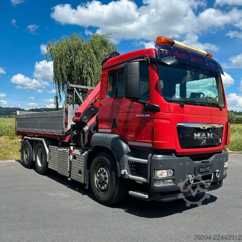 Tresidig tipplastbil MAN TGS 28.480 6x4-4 ALLRAD KRAN 19m SEILWINDE Wechs