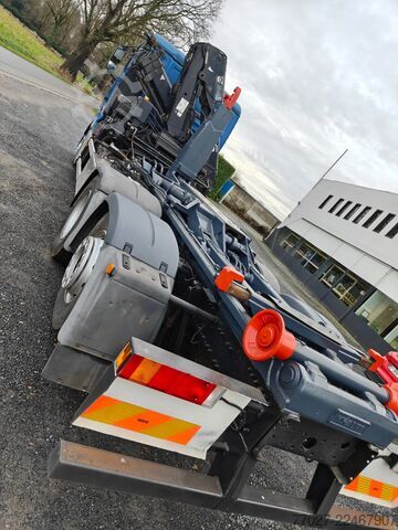Sistem lengan pengait MAN TGX 26.400 Container Hyvalift Crane HIAB 144