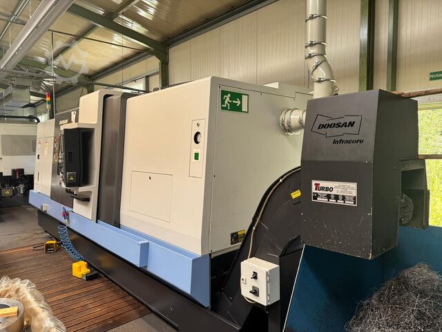 Centre d’usinage CNC de tournage et fraisage DOOSAN PUMA 480 LM