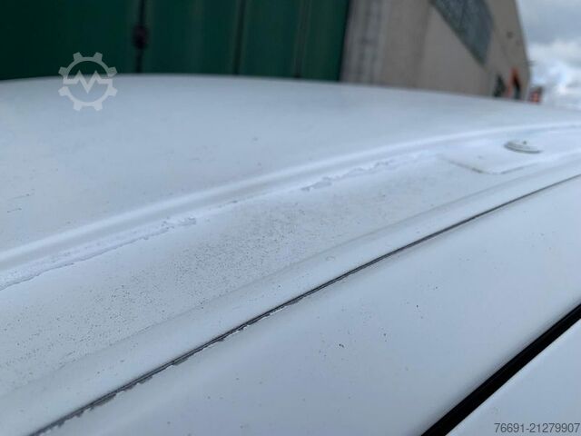 Kompaktni kombi Peugeot Partner  3 posti   Km: 144.200