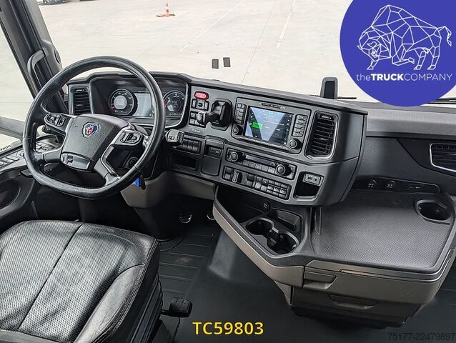 معيار SZM Scania S 520