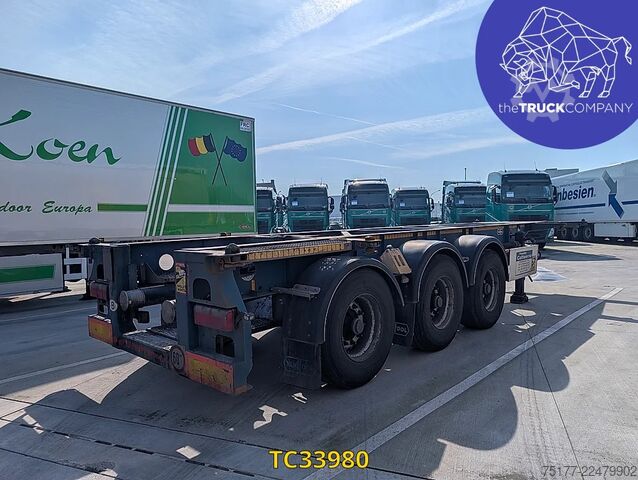 Transport af containere Vanhool 30. ADR