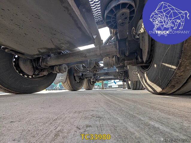 Transport af containere Vanhool 30. ADR