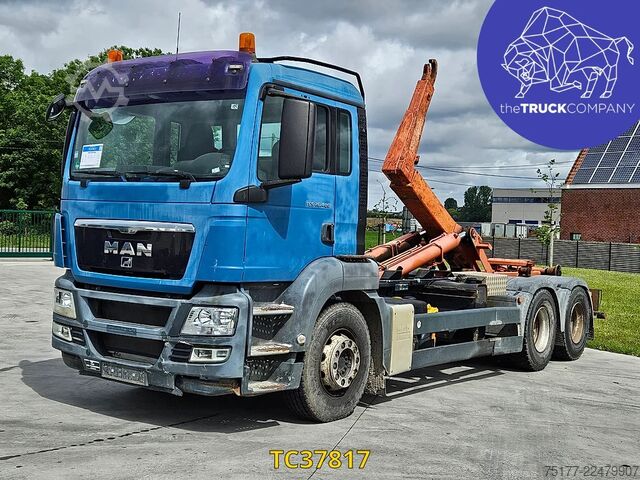 Transport af containere MAN TGS 400