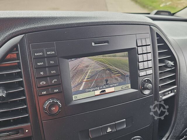 High-roof van MERCEDES-BENZ VITO 111