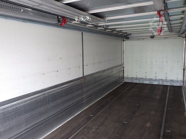 Truk minuman SCANIA P 280 B Getränkeko. 7,3m/Lasi/LBW/2xAHK/Vollluft