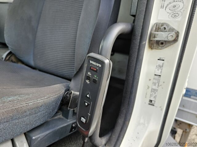  Volvo FL240 4x2 Ladeborwand
