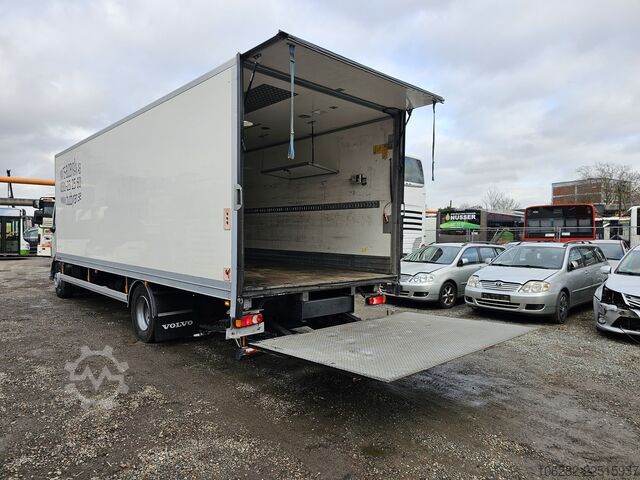 Kuorma-auto umpikorilla Volvo FL 240 4x2 14Tons Hebebühne Blatt/Luft