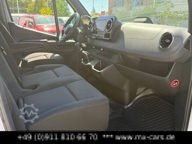 Skåpbil MERCEDES-BENZ Sprinter 315 RWD L2H1 Klima Kamera Navi Tempomat