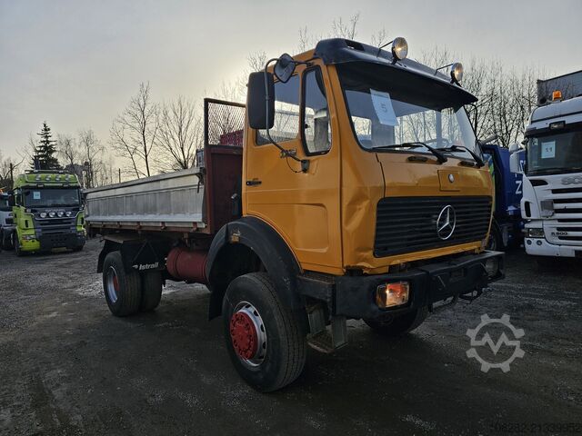Trijų pusių savivartis sunkvežimis Mercedes-Benz 1719 AK 4x4 V6 Steel/Steel Manuell Dreis