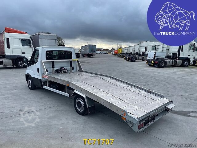 Iveco Daily 35S16 कार ट्रांसपोर्टर + विंच Iveco Daily 35S16 CAR TRANSPORT + WINCH