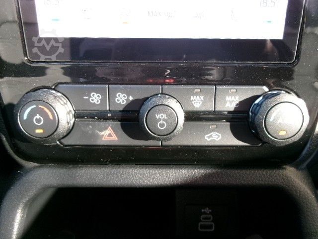 Furgon FORD Ranger DoKa Tremor Stndhz Winterd Schild+Streuer