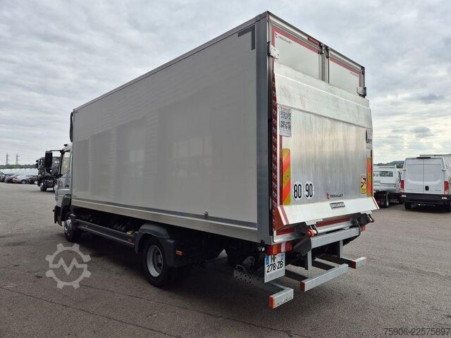 Kassabíll Mercedes-Benz Atego