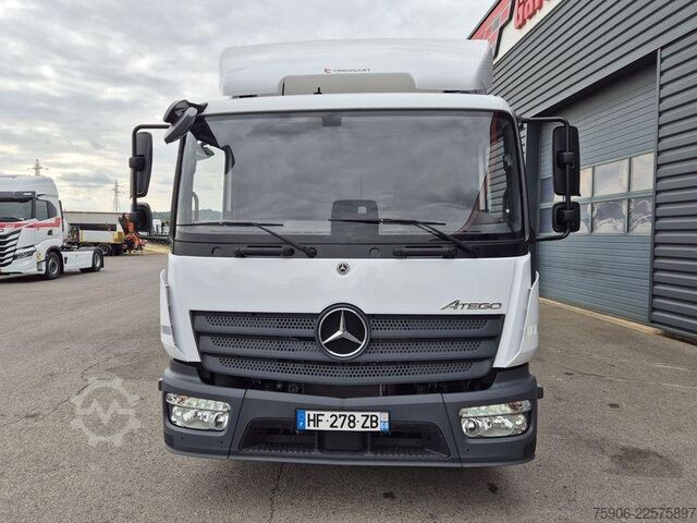 Kassabíll Mercedes-Benz Atego