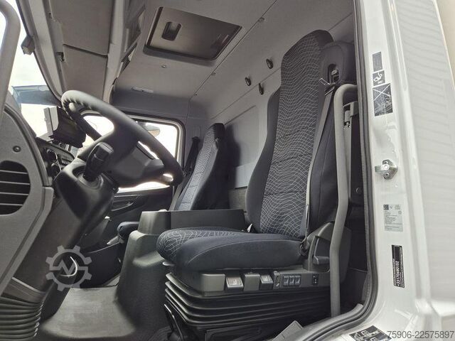 Kassabíll Mercedes-Benz Atego