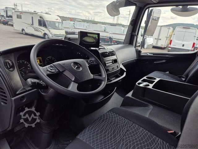 Kassabíll Mercedes-Benz Atego
