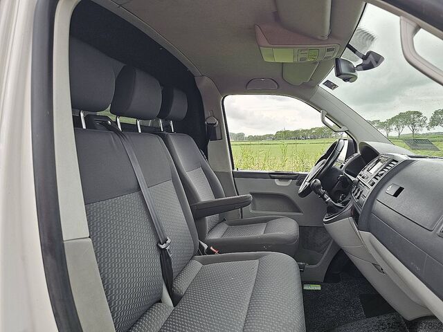 High-roof van VW TRANSPORTER 2.0 TDI L2 140Pk