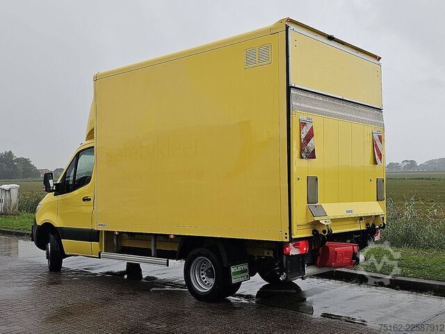 Koffer MERCEDES-BENZ SPRINTER 514 Bakwagen Laadklep!