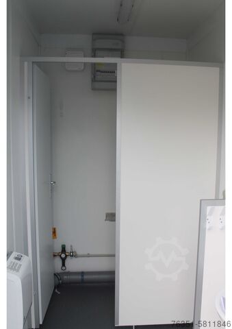 Sanitary container  10ft Sanitärcontainer D/H getrennt