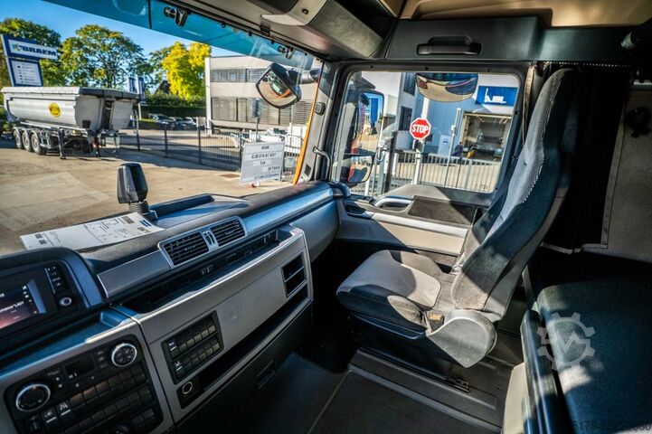 Standard SZM MAN TGX 18.470 XLX BLS