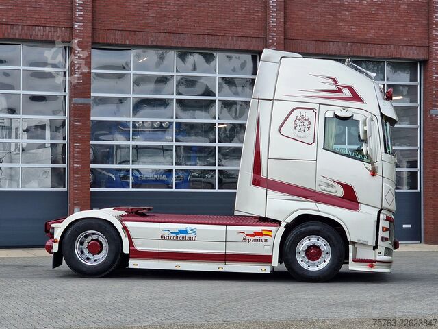 Standard-SZM Volvo FH 13.500 Globetrotter XL 4x2 - Show truck - Re...