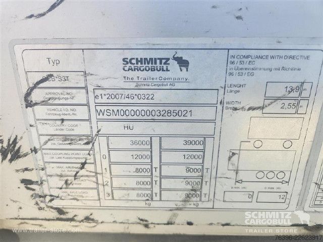 Semi-remorque bâchée Schmitz Cargobull Semitrailer Curtainsider Mega