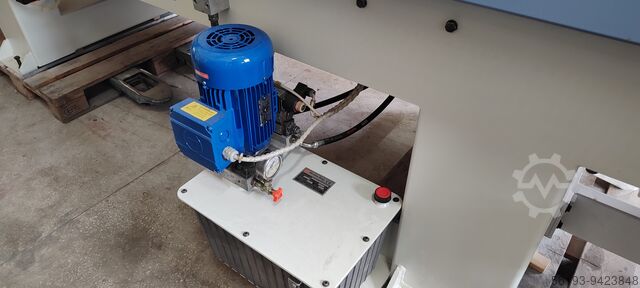 Prensa para ensamblar madera a medida SPANEVELLO