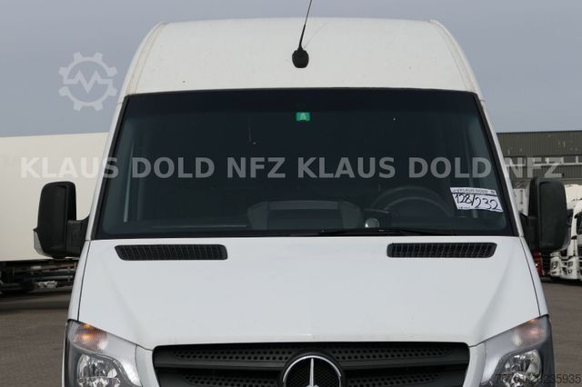 Fourgon tôlé MERCEDES-BENZ 314 Sprinter Kasten Lang leichter Motorschaden