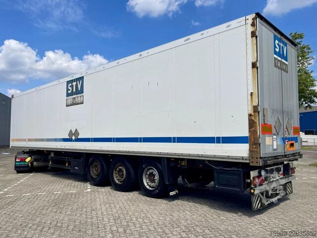 Caisse fermée Schmitz Cargobull SAF AXLES, LIFT AXEL, DISC BRAKES, AIR SUSPENSION