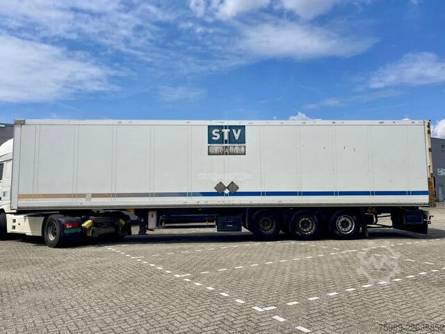 Caisse fermée Schmitz Cargobull SAF AXLES, LIFT AXEL, DISC BRAKES, AIR SUSPENSION