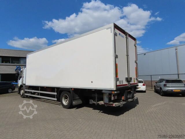 Transport frigorifique Renault D Sleeper,  19000kgm RETARER, 2 zones temperatu...
