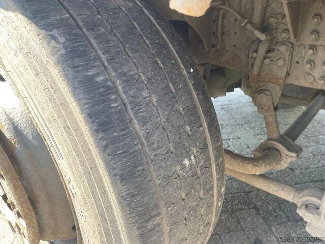 Platforma de încărcare Iveco Eurostar 440.42 EURO 2 ! Manual injection