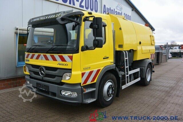 Gatvių valymo mašina Mercedes-Benz Atego 1524 Bucher Johnston VS650 Deutsches Gerät