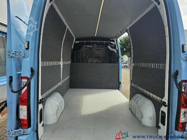 Furgoneta Renault Master 2.3 DCI 150 Autom. Möbeltransporter Klima