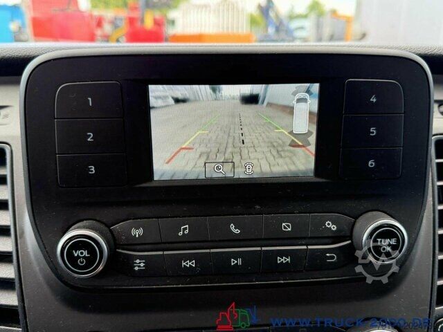 Furgoneta Ford Transit Custom Lang Trend 3Sitzer + Klima + DAB BC