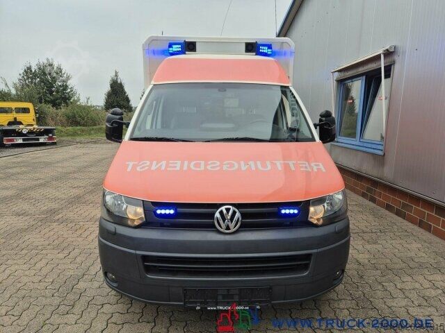 Camión de bomberos Volkswagen T5 2.0 TDI Automatic KTW Krankentransport Klima