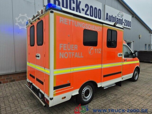 Camión de bomberos Volkswagen T5 2.0 TDI Automatic KTW Krankentransport Klima