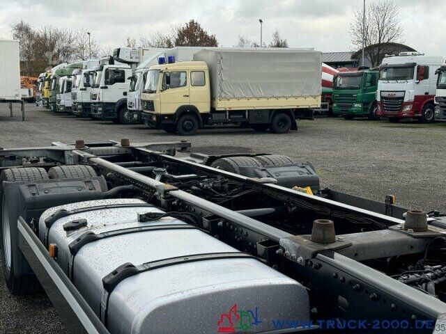 Camión caja MAN TGX 18.360 BDF- Koffer XL Haus Standhzg 277TKM