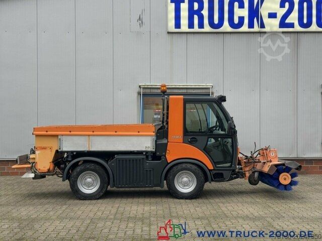 Barredora de calzadas Multicar Tremo X56 Winterdienst Streuer + Besen NUR7536KM