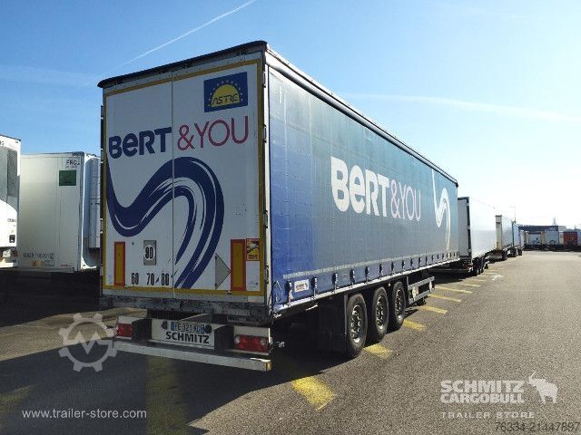 Åpen semitrailer med presenning Schmitz Cargobull Semitrailer Curtainsider Standard