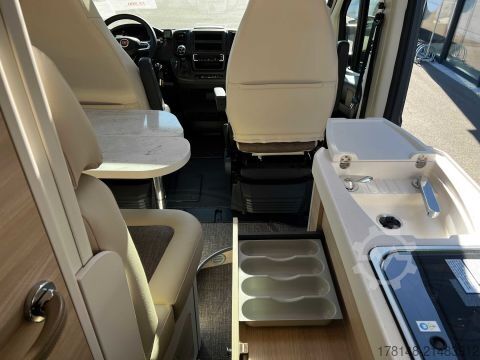 Kastenwagen Wohnmobil / Campervan Eura Mobil Van 595 HB