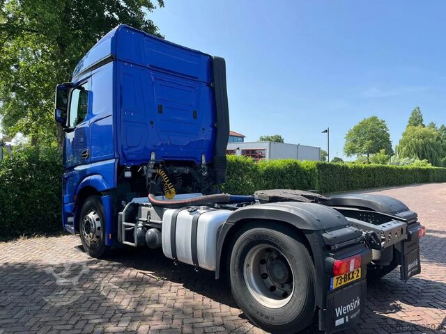 Standart-SZM Mercedes-Benz Actros 1940