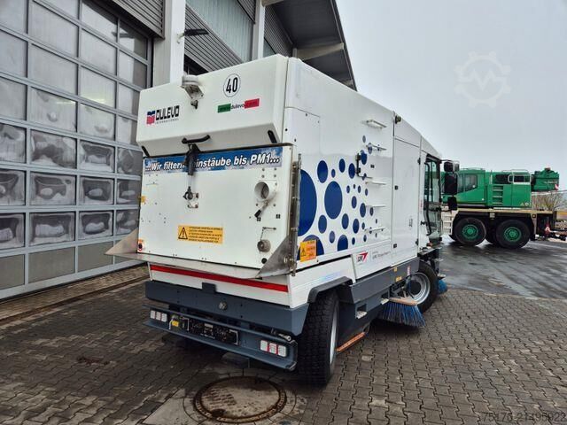 รถกวาดถนน Dulevo 6000T Allradlenkung